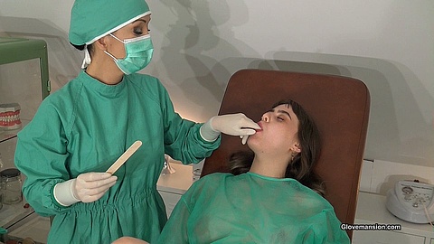 Full medical exam with Valentina Boux stage 2