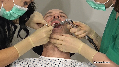 Double dentist exam and milking stage 1